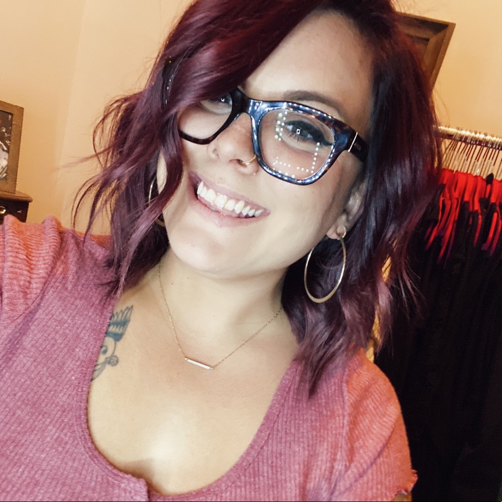 Meet your Posher, Amanda